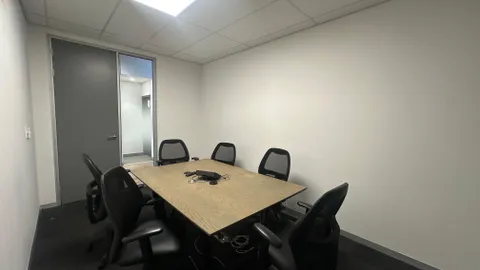 WhatsApp Image 2025-11-12 at 10.04.01 (1).